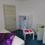 Gaestehaus Uezel Friedrichshafen