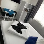 Ubytování v soukromí Gaestehaus Uezel *