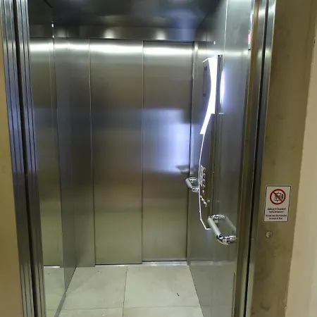 Gaestehaus Uezel Homestay szállás *