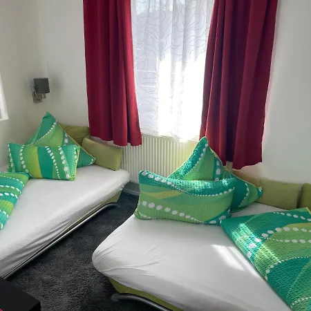Gaestehaus Uezel * Friedrichshafen