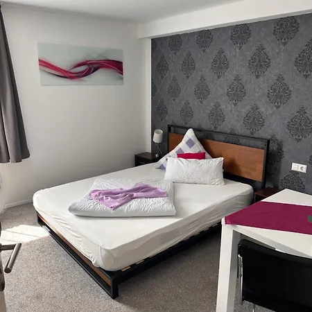 Kwatera prywatna Gaestehaus Uezel *