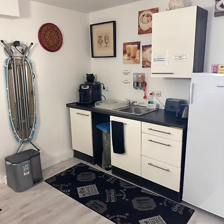 Gaestehaus Uezel Quarto em Acomodações Particulares Friedrichshafen