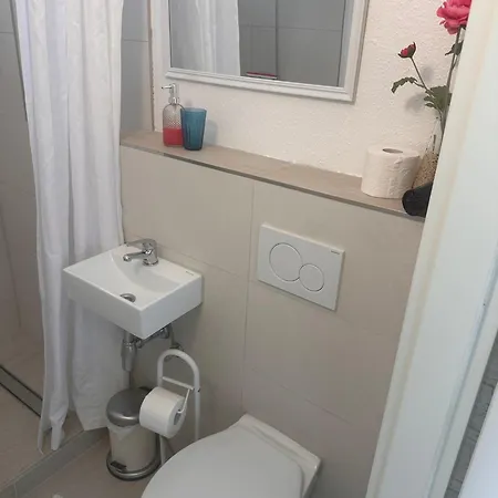 Gaestehaus Uezel * פרידריכסהאפן