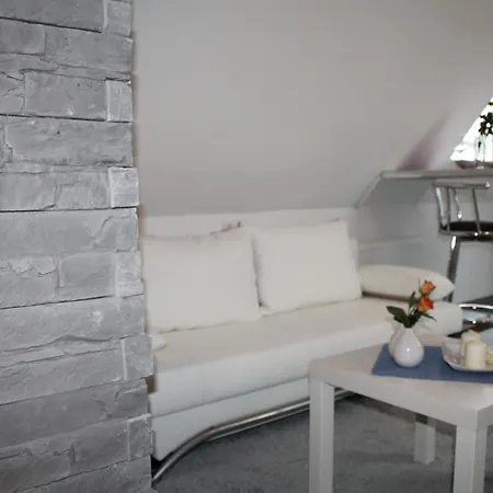 Gaestehaus Uezel * Фридрихсхафен