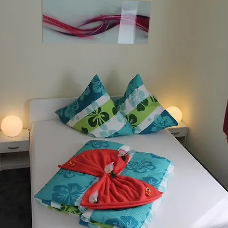 Проживание в семье Gaestehaus Uezel