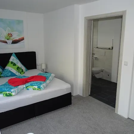 Gaestehaus Uezel Friedrichshafen