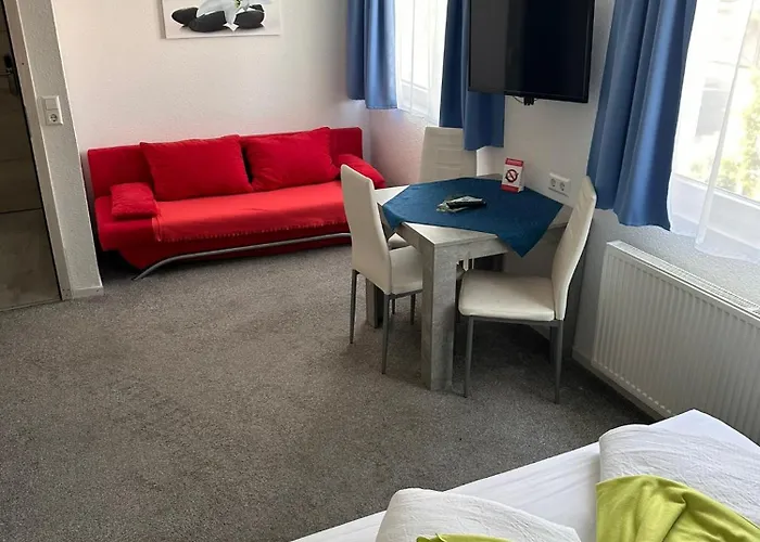 Gaestehaus Uezel Quarto em Acomodações Particulares *