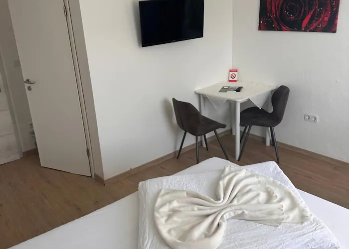 Gaestehaus Uezel Friedrichshafen