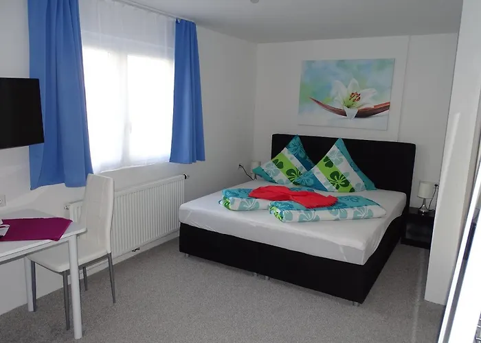 Quarto em Acomodações Particulares Gaestehaus Uezel Friedrichshafen